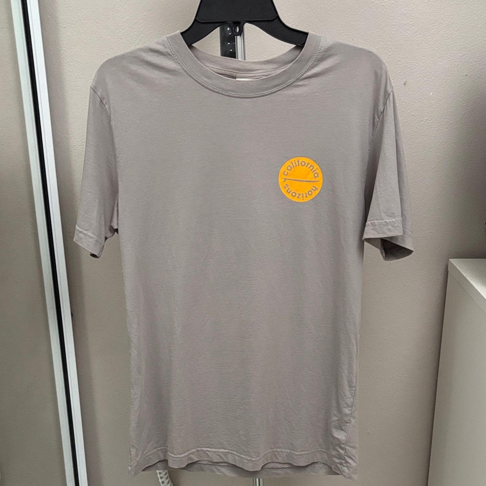 H&M Gray Short Sleeve Tee with Yellow Graphics